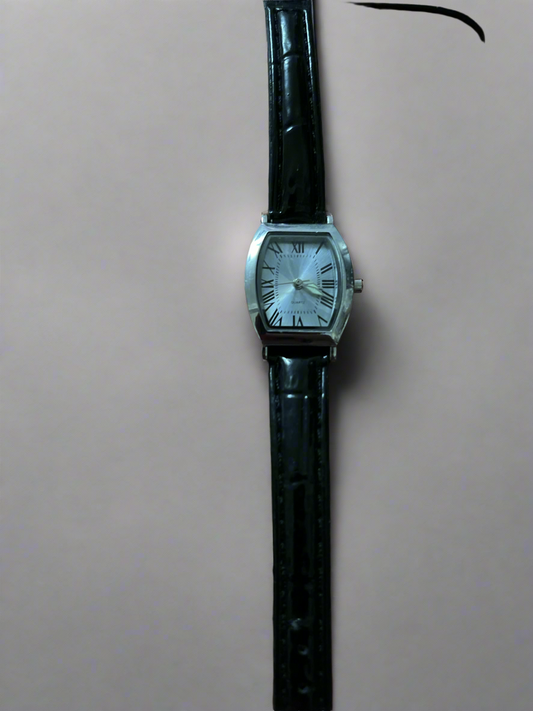 Quartz Thin black band watch