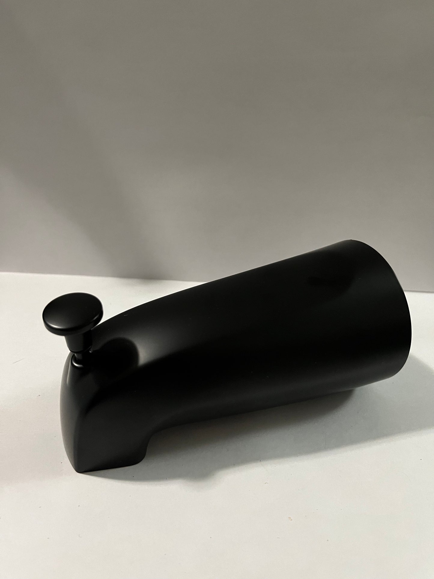 Delta Tub Spout