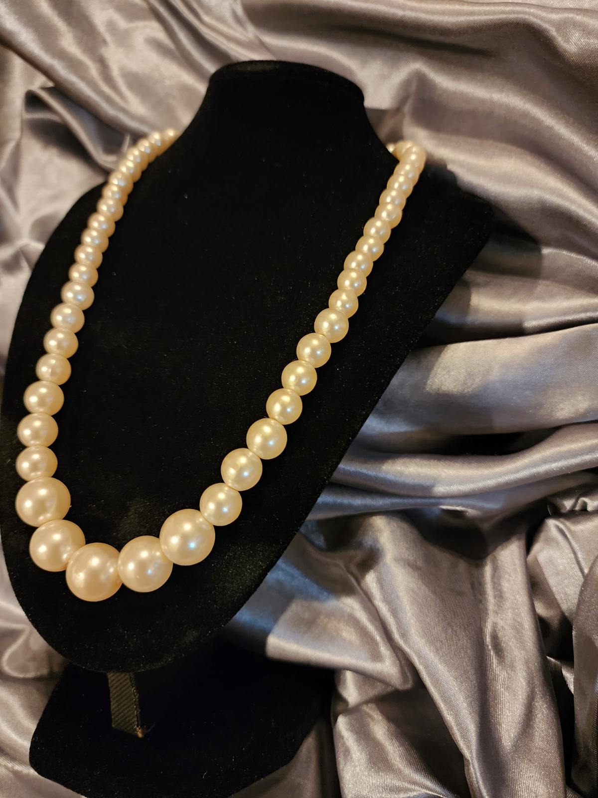 Vintage Pearl Necklace